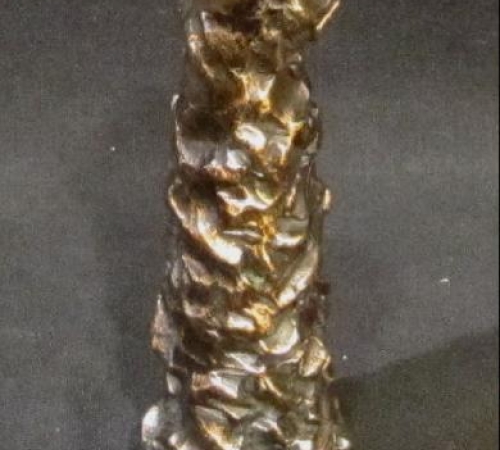 Mål: 16 * 4,5 * 4,5 cm (H * B * D)  -2.800 kr