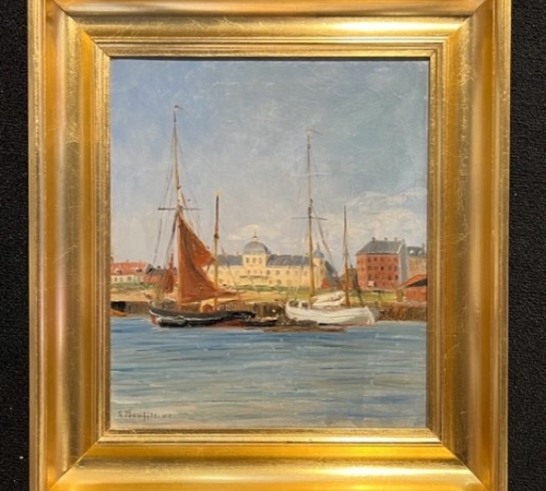 Louise Bonfils - Havneparti fra Esbjerg 1902, med Hotel Spangsberg i baggrunden - afbilledet i Esbjerg i malerkunst og farver af Tage Sørensen og værket er fra forfatterens kunstsamling - - str:34x29 cm - solgt!